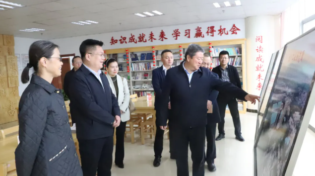 中交集团与青海物产集团座谈交流共探合作方向